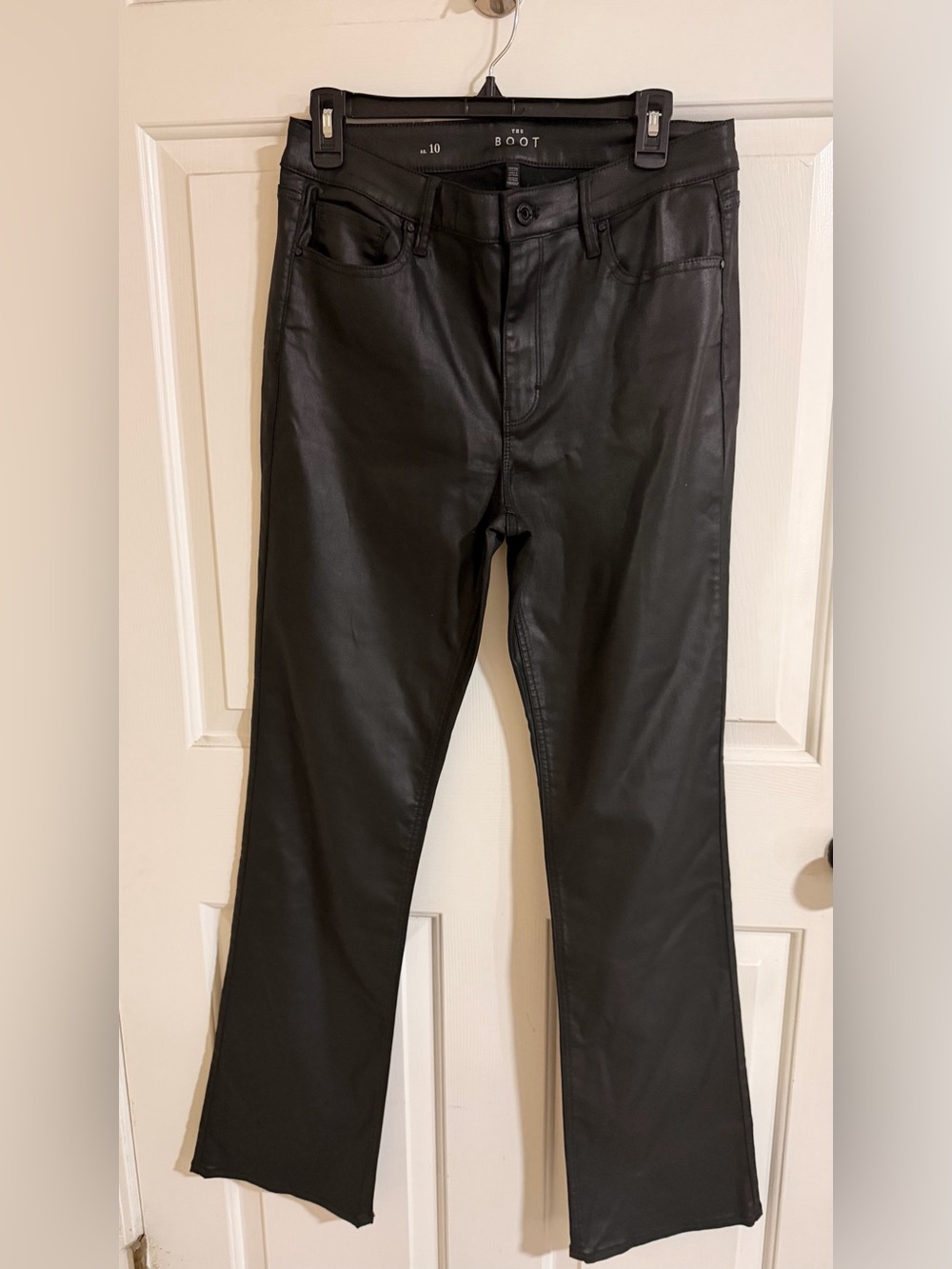 White House Black Market Women’s Black Coated Jeans